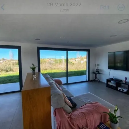 Vakantiehuis Bungalow, Gated In Amongst Fruit Trees, Private Pool, Panoramic Views Bombarral